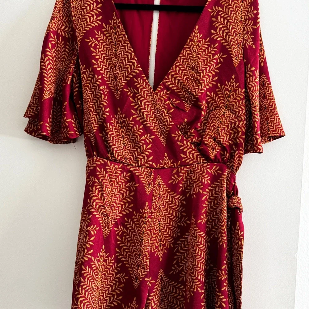 Selfie Leslie Red and Gold Long Sleeve Romper - Picture 6 of 10